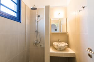 thumbnail: Bathroom shower