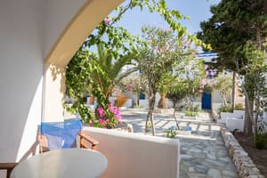 thumbnail: Courtyard view