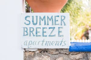 thumbnail: Front of property