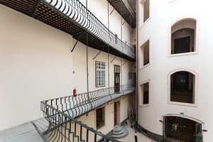 thumbnail: Exterior