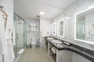 thumbnail: Bathroom