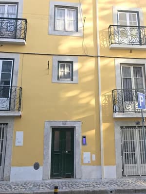 thumbnail: Front of property