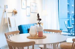 thumbnail: In-room dining