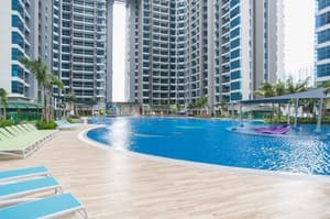 thumbnail: Outdoor pool