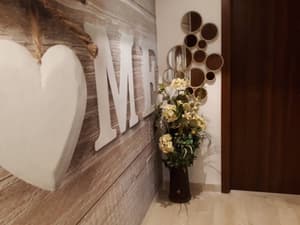 thumbnail: Property entrance