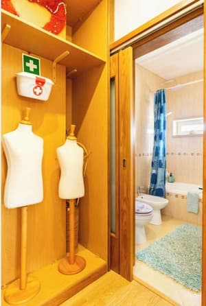 thumbnail: Bathroom