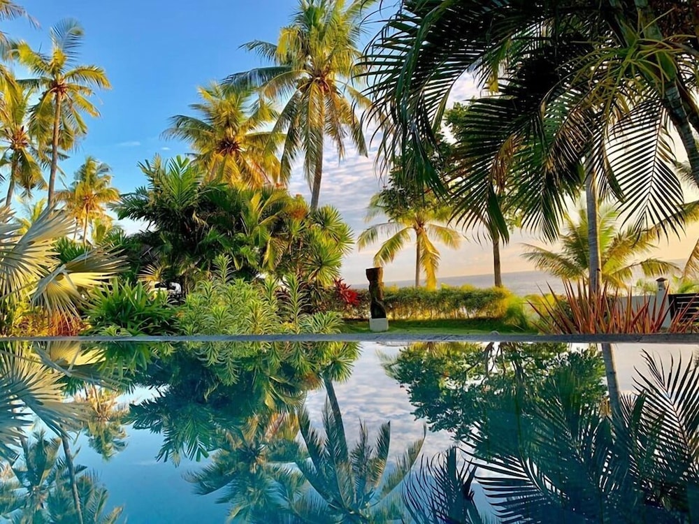 Beach/ocean view