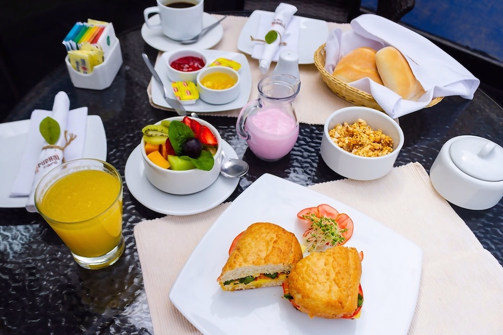 Breakfast meal