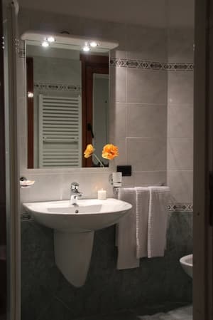 thumbnail: Bathroom sink