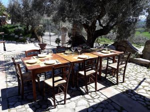 thumbnail: Outdoor dining