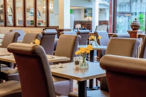 thumbnail: Restaurant