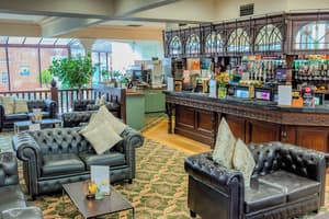 thumbnail: Bar (on property)