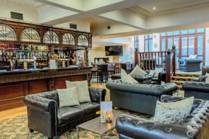thumbnail: Bar (on property)