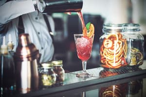 thumbnail: Bar (on property)