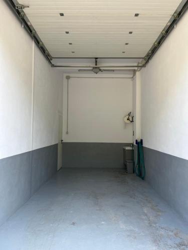 874477227.jpg
