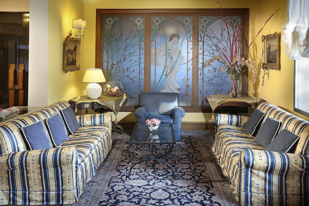 Lobby sitting area