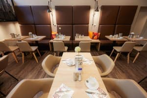 thumbnail: Dining
