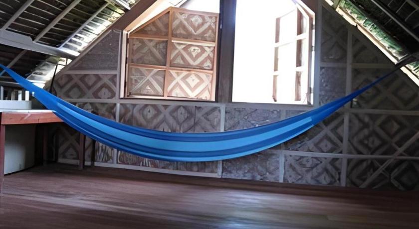 877791533.jpg