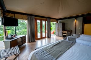 thumbnail: Garden view