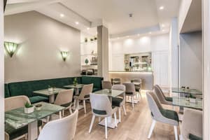 thumbnail: Breakfast area