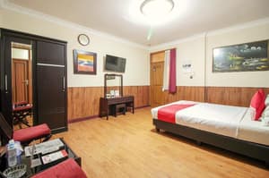 thumbnail: Room
