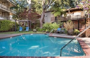 thumbnail: Exterior