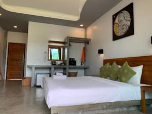 thumbnail: Room