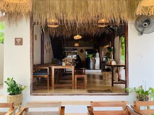 thumbnail: Interior
