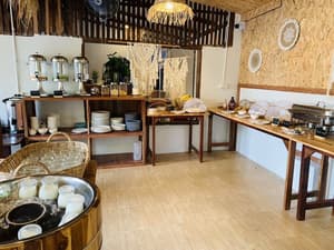 thumbnail: Interior
