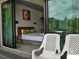 thumbnail: Room