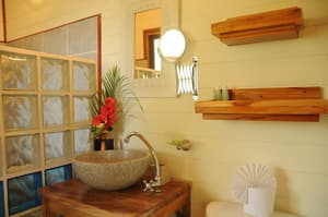 thumbnail: Bathroom sink