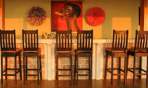 thumbnail: Bar (on property)