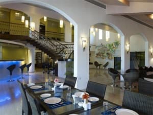 thumbnail: Dining