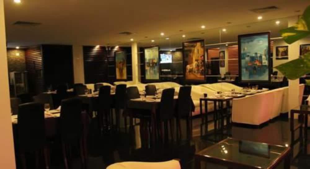 Restaurant-cafeteria