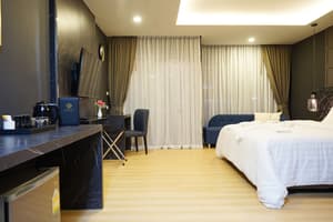 thumbnail: Room amenity