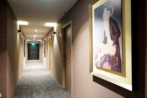 thumbnail: Interior