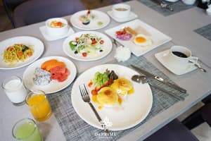 thumbnail: Breakfast buffet