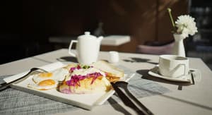 thumbnail: Breakfast area