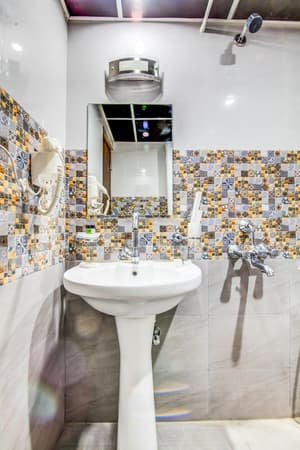 thumbnail: Bathroom