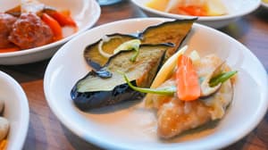 thumbnail: Breakfast buffet