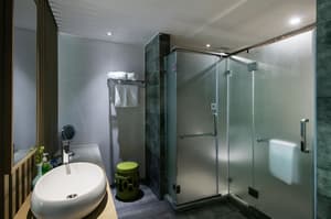 thumbnail: Bathroom