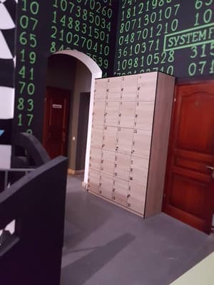 thumbnail: Interior entrance