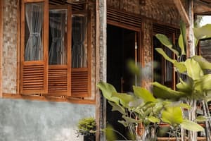 thumbnail: Exterior