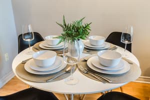 thumbnail: In-room dining