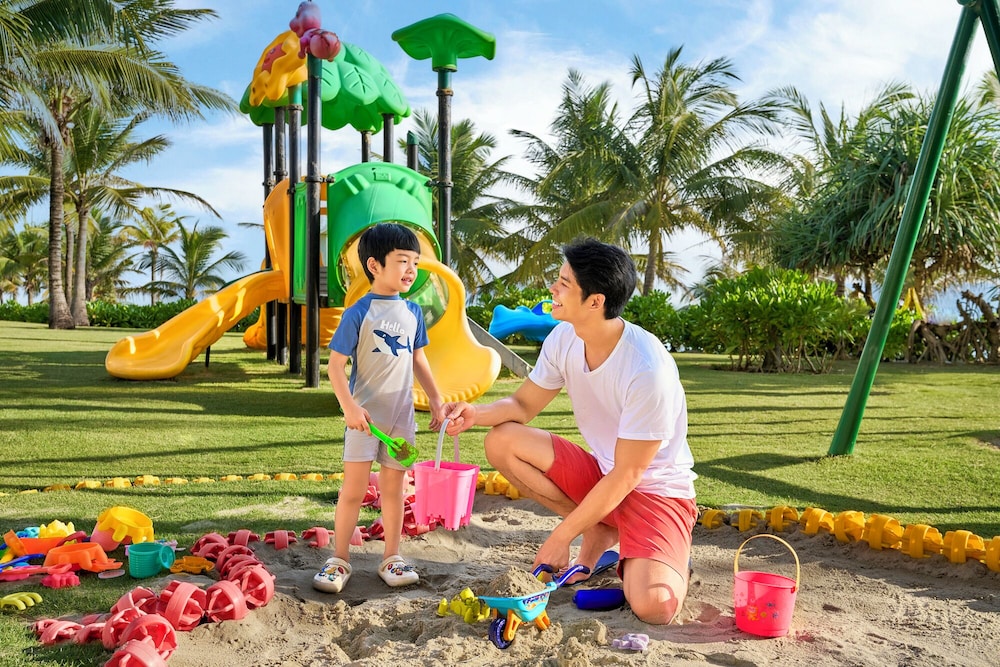Children's play area - outdoor