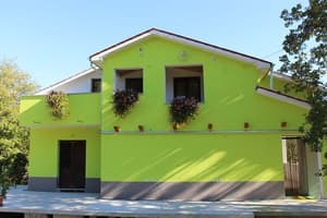 thumbnail: Exterior