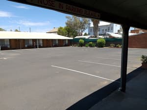 thumbnail: Parking