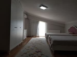 thumbnail: Interior detail