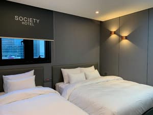 thumbnail: Room