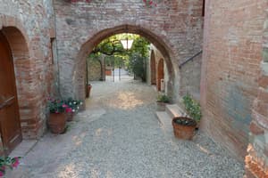 thumbnail: Property grounds